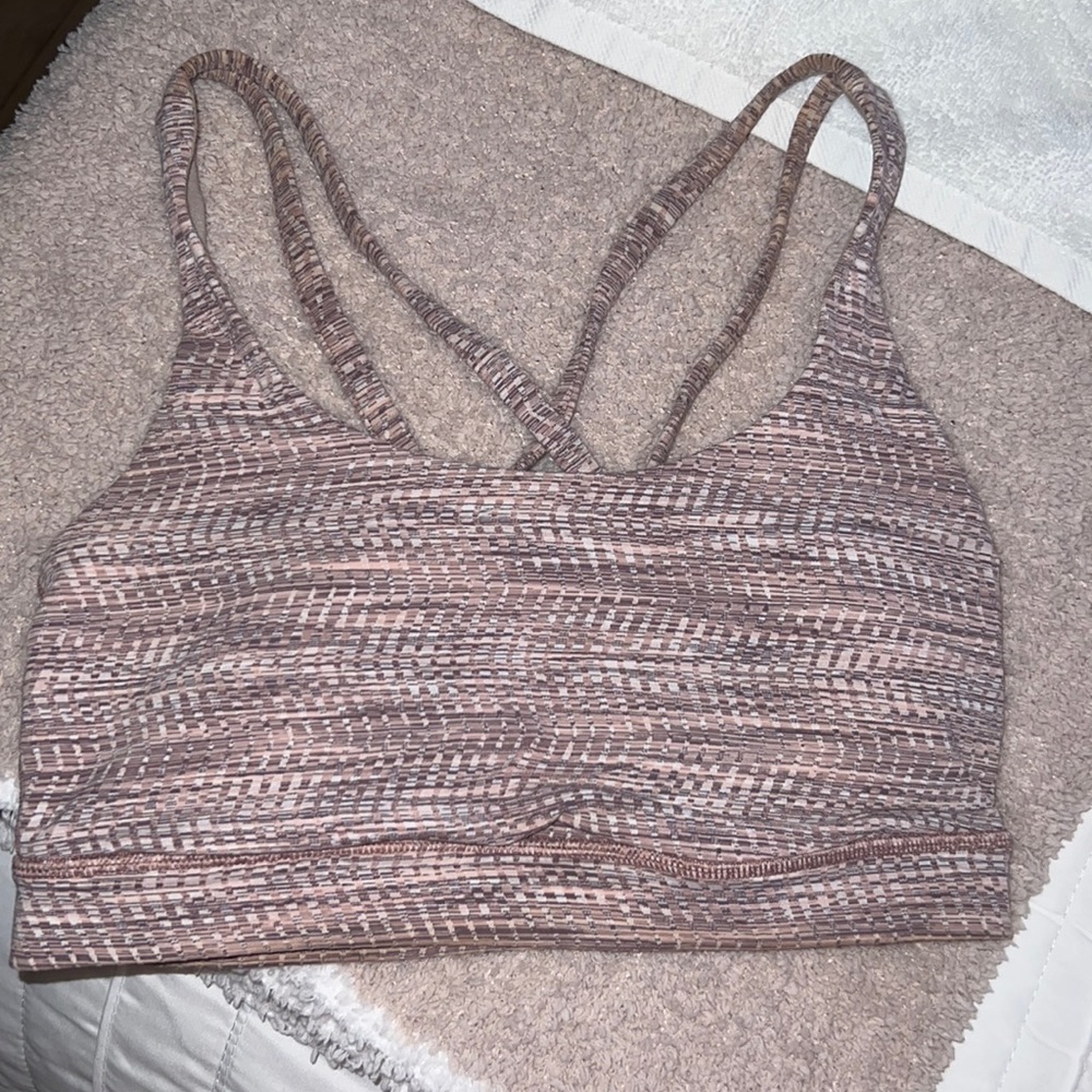 Lululemon sports bra